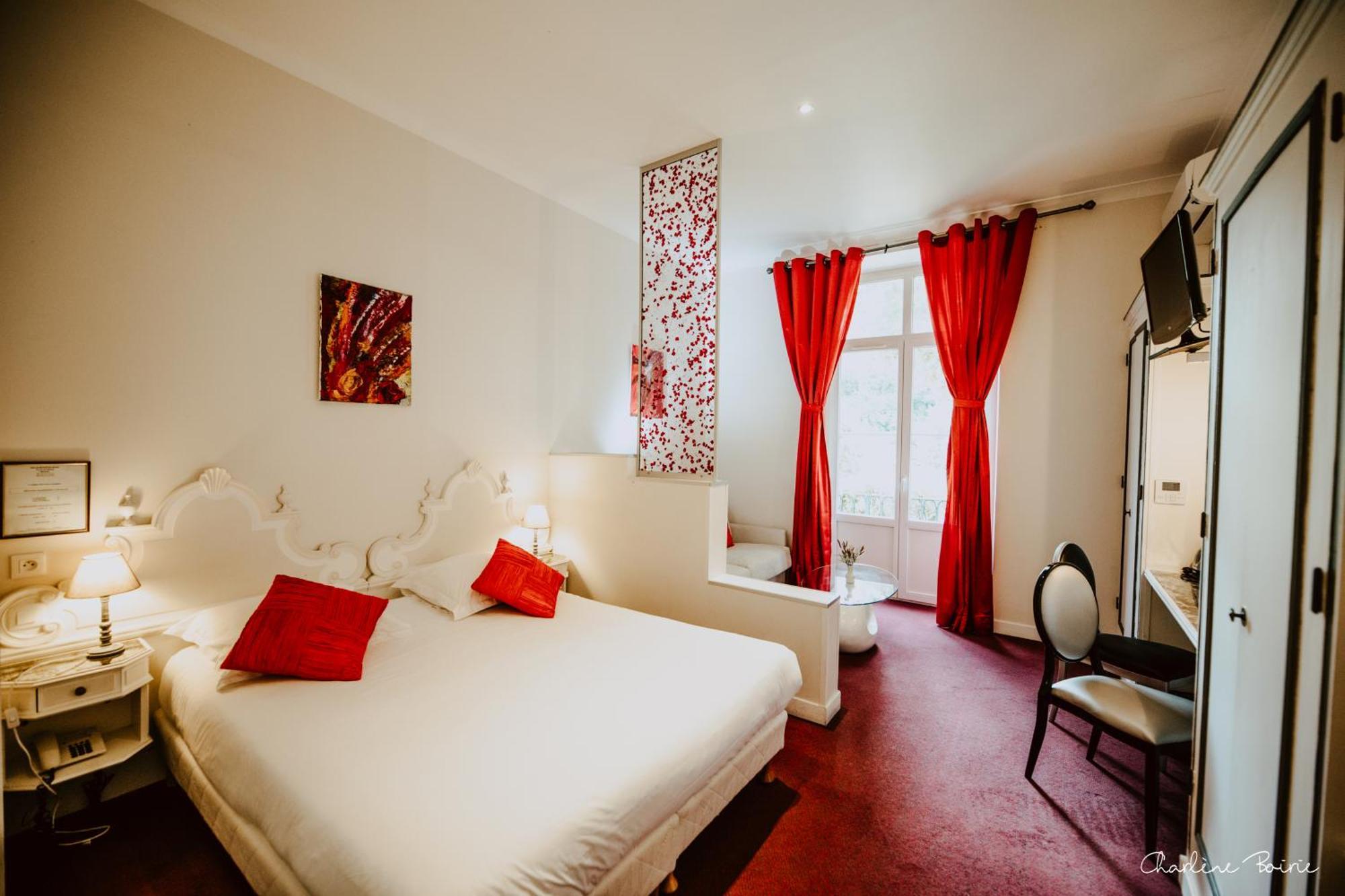 Grand Hotel Des Bains Vals-les-Bains Εξωτερικό φωτογραφία