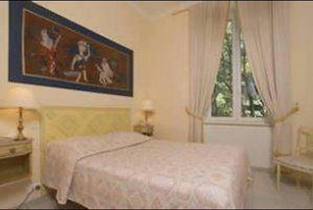 Grand Hotel Des Bains Vals-les-Bains Εξωτερικό φωτογραφία