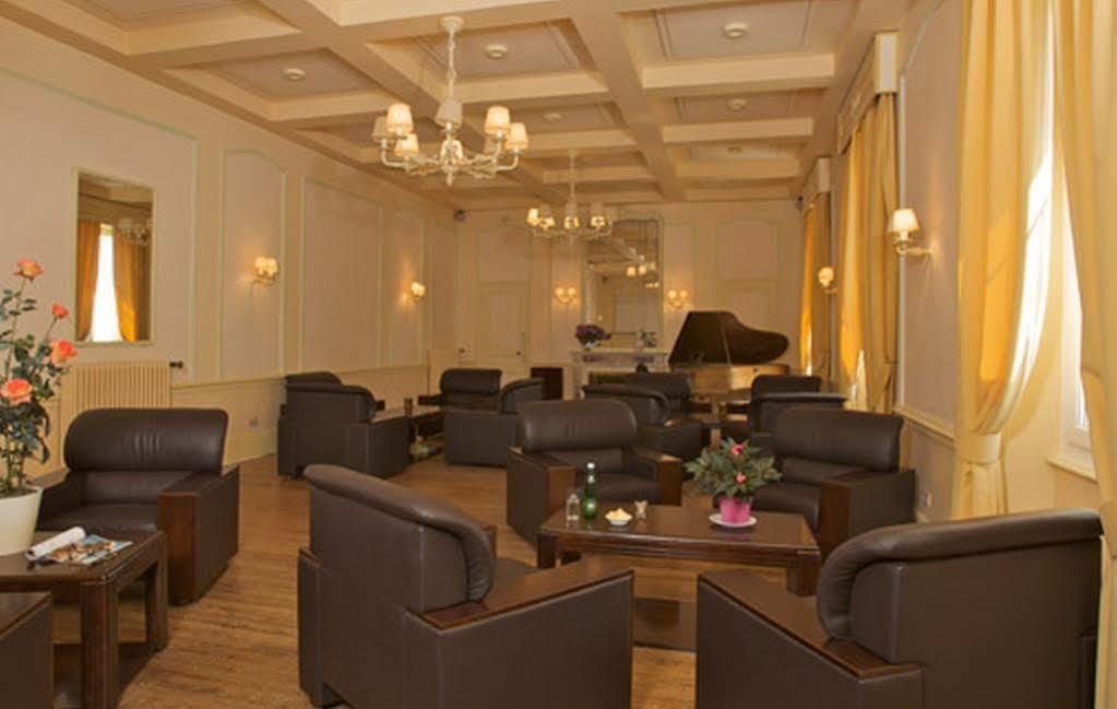Grand Hotel Des Bains Vals-les-Bains Εξωτερικό φωτογραφία